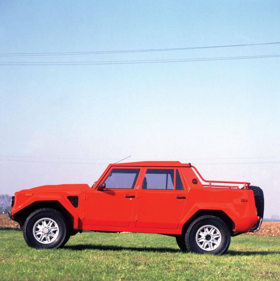  Lamborghini LM002 1990 года  (NA) (фото 10 из 55)
